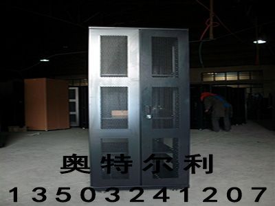 售后服務(wù)完善機柜