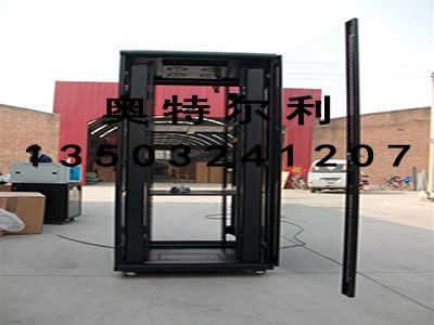 機(jī)柜應(yīng)對(duì)電源密度上升